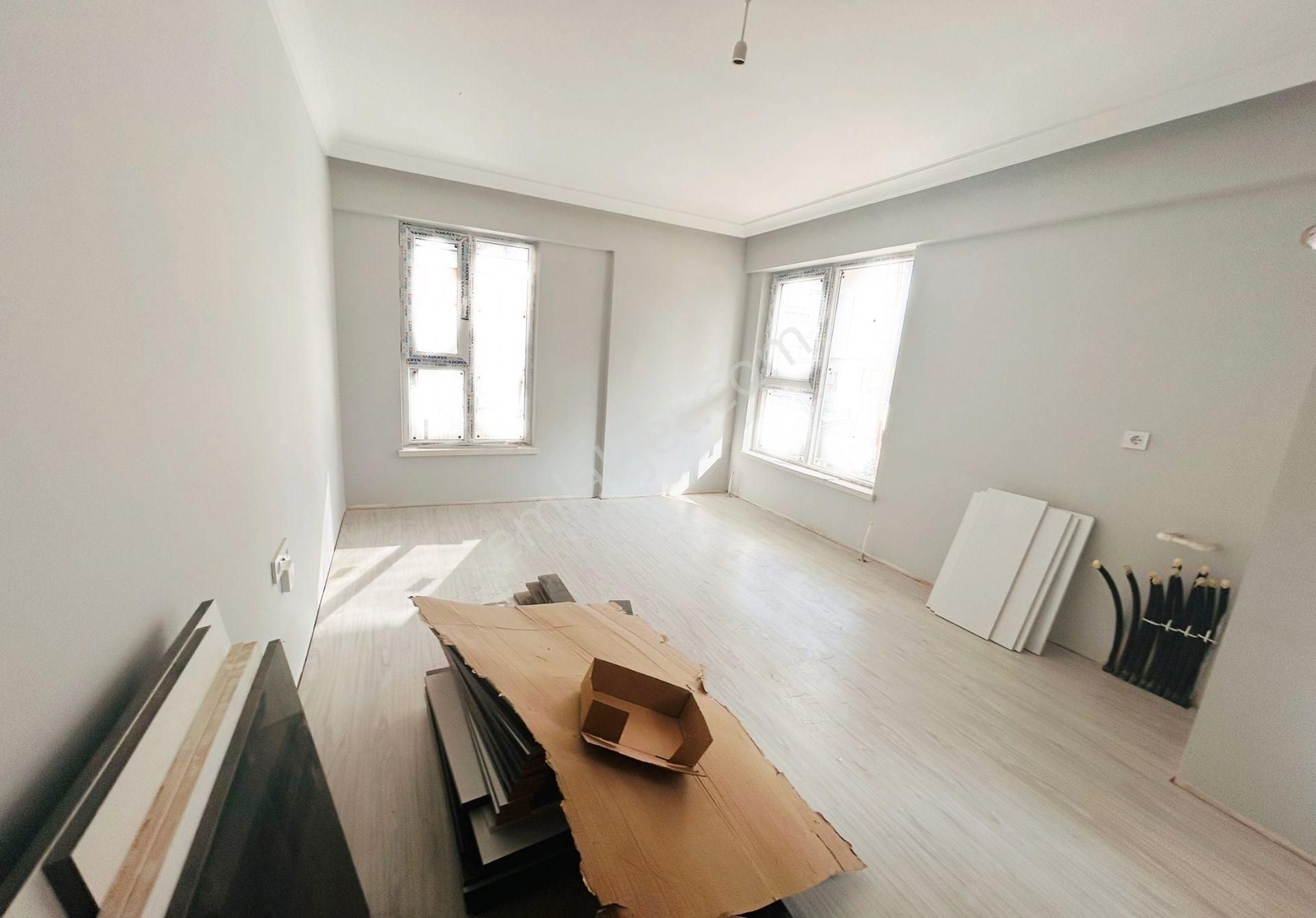 Natoyolu Caddesinde Sıfır 2+1 Daire..! - Görsel 2