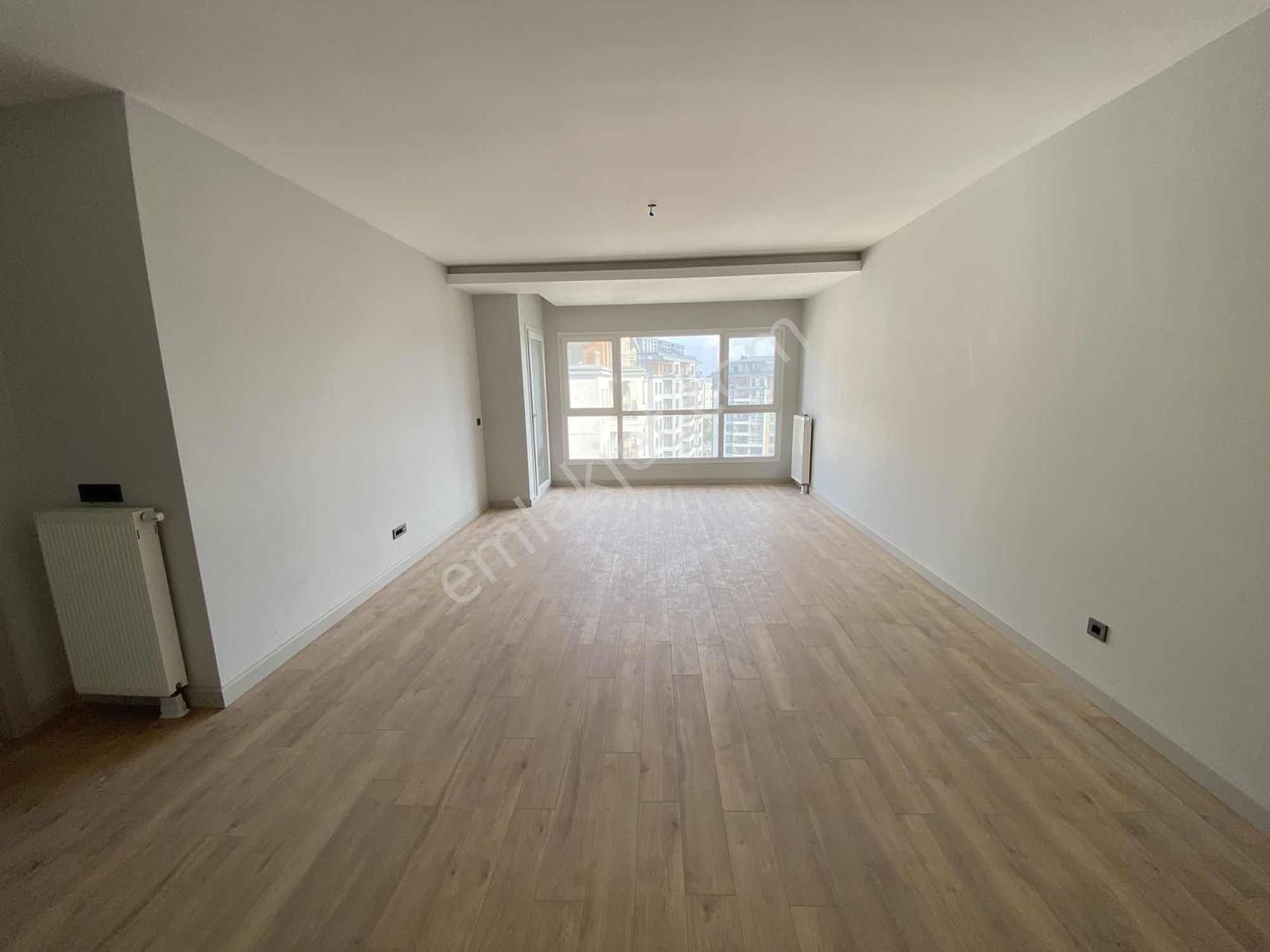 Referans Beylikdüzü Kiralık Sıfır 3+1 176m2 Peyzaj Deniz Manzara - Görsel 20