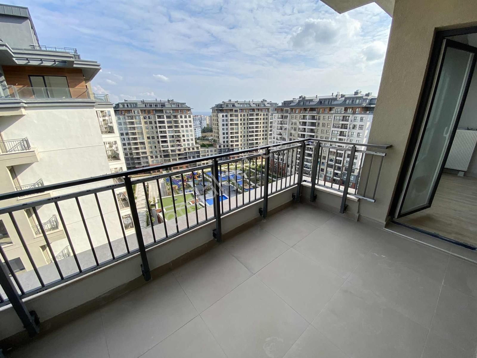 Referans Beylikdüzü Kiralık Sıfır 3+1 176m2 Peyzaj Deniz Manzara - Görsel 7