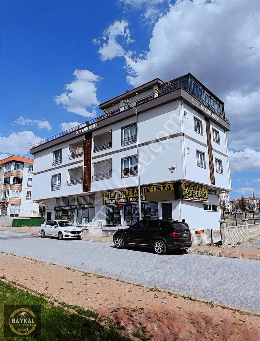 Erkilet Ana Cadde Üzeri 3+1 Bir Yıllık Bina - Görsel 9