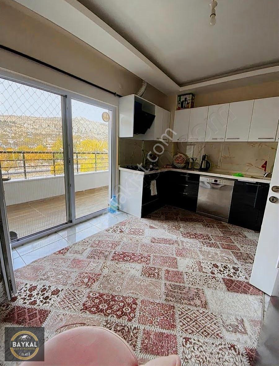 Erkilet Ana Cadde Üzeri 3+1 Bir Yıllık Bina - Görsel 11