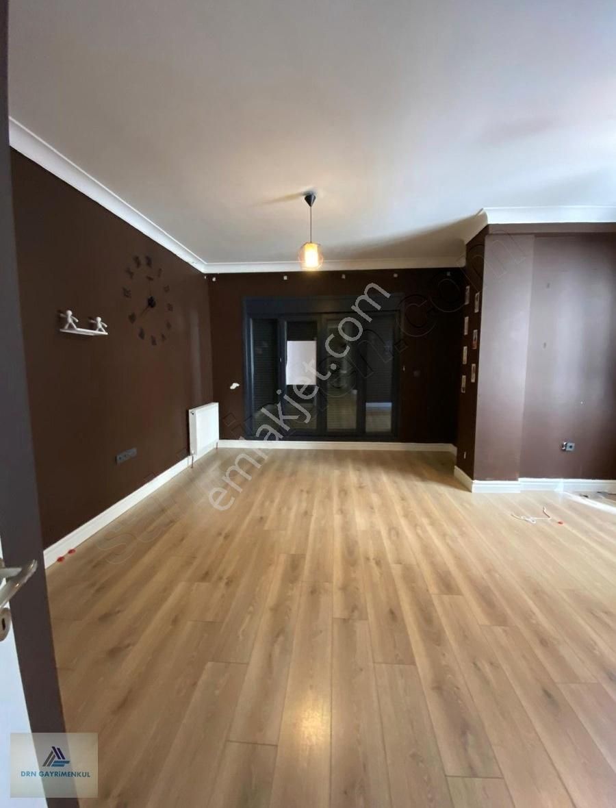 Kadıköy De Fahrettin Kerim Caddesinde Merkezi Konum Satılık 2+1 - Görsel 11