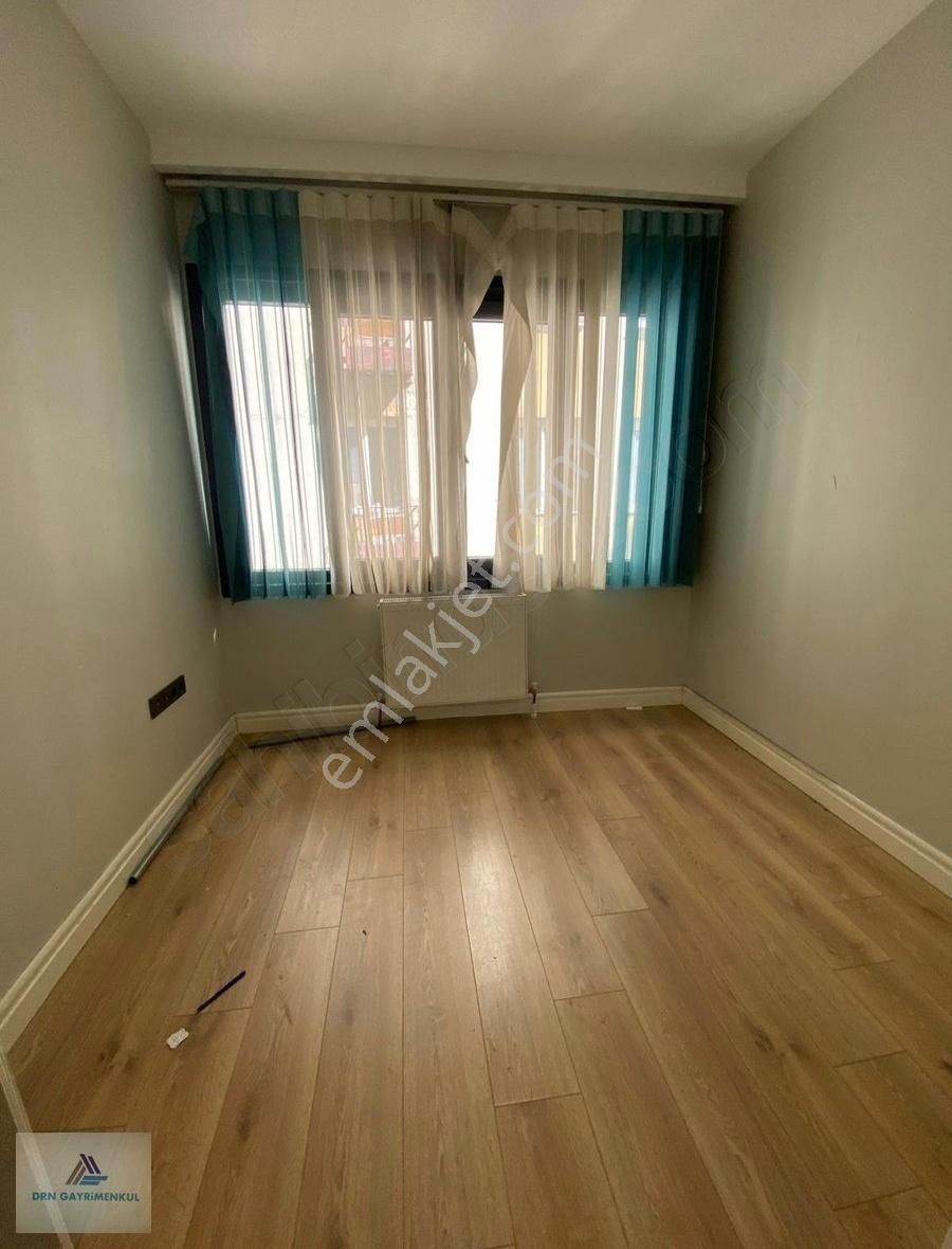 Kadıköy De Fahrettin Kerim Caddesinde Merkezi Konum Satılık 2+1 - Görsel 13