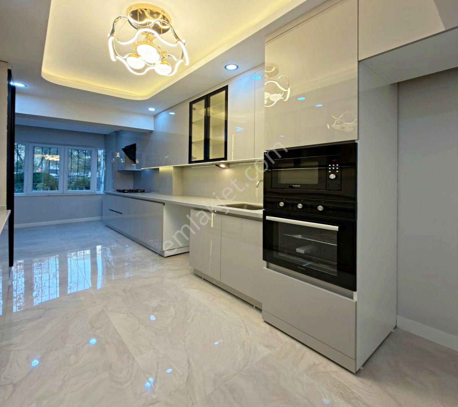 Adnan Kahveci Mah. Beykent'te Şahane Dekorlu 3+1 Satılık Daire - Görsel 8