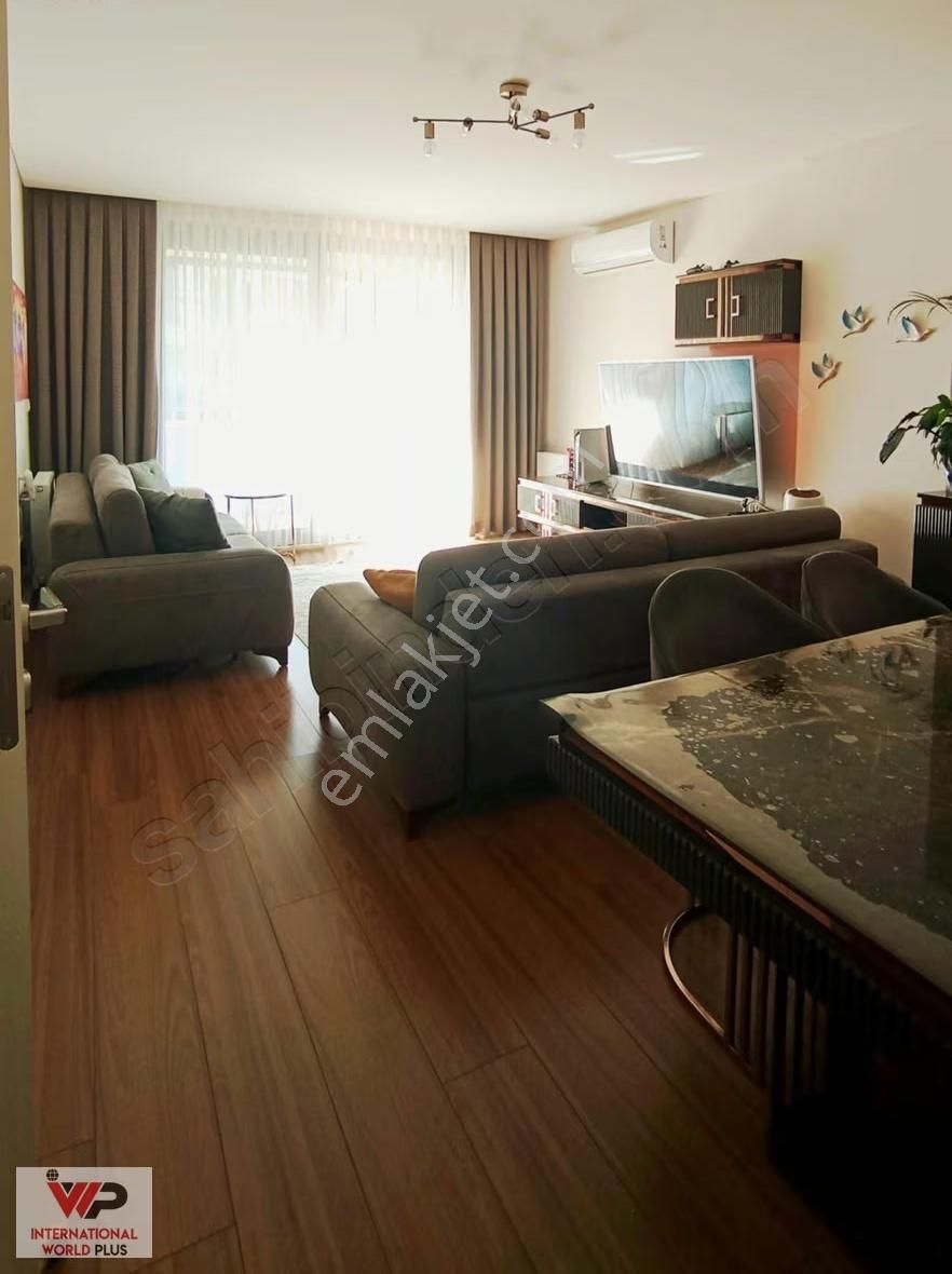 360 Kurtköy'de Peyzaj Ve Havuz Manzaralı 2,5+1 Satılık Daire - Görsel 2