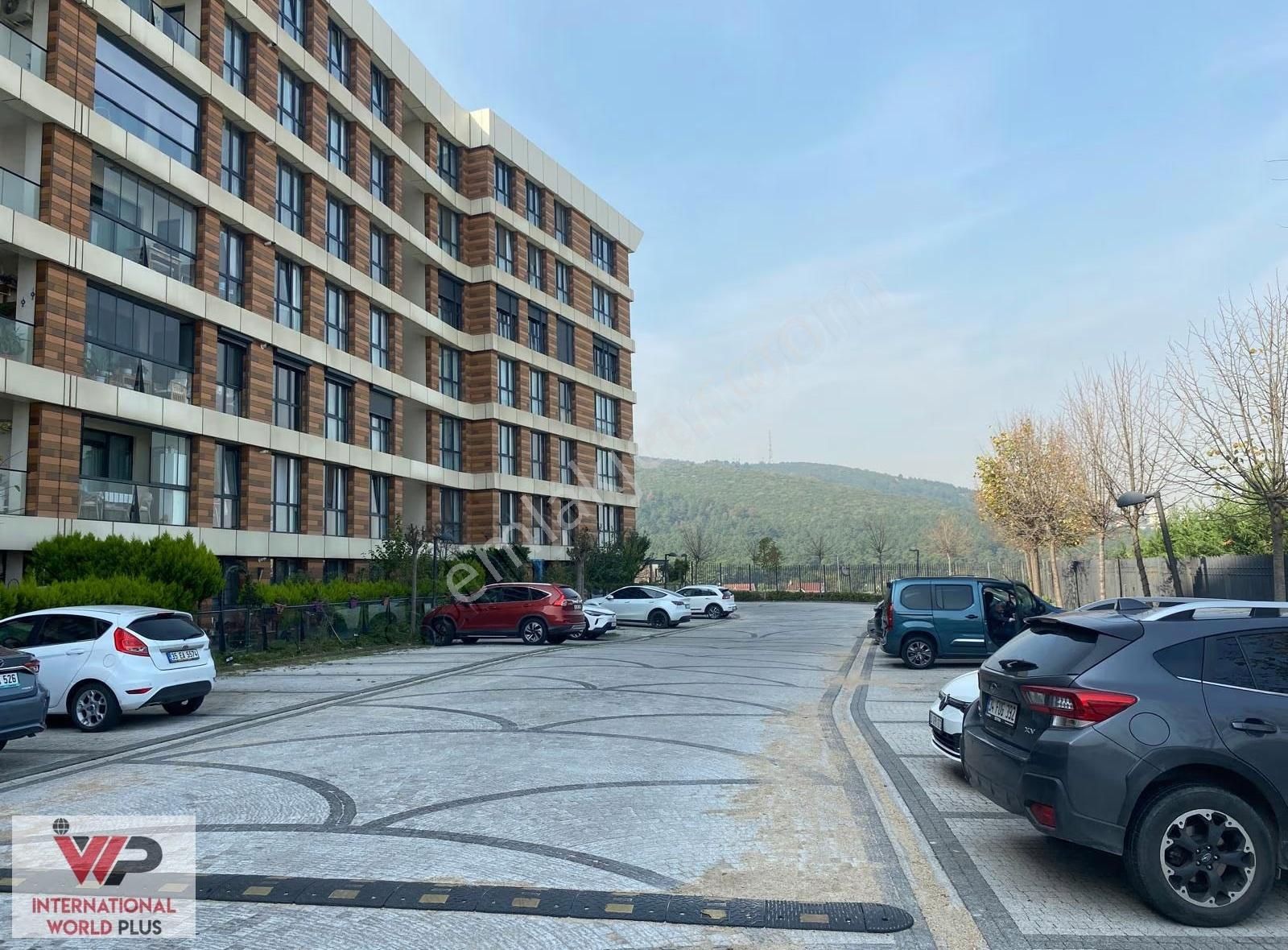 360 Kurtköy'de Peyzaj Ve Havuz Manzaralı 2,5+1 Satılık Daire - Görsel 10