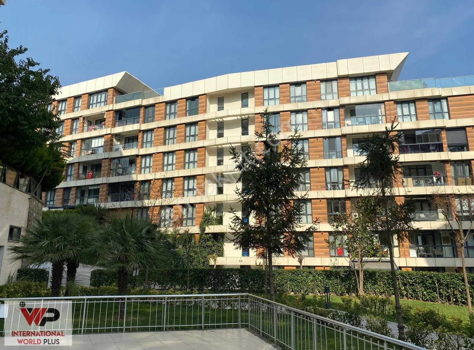 360 Kurtköy'de Peyzaj Ve Havuz Manzaralı 2,5+1 Satılık Daire - Görsel 11