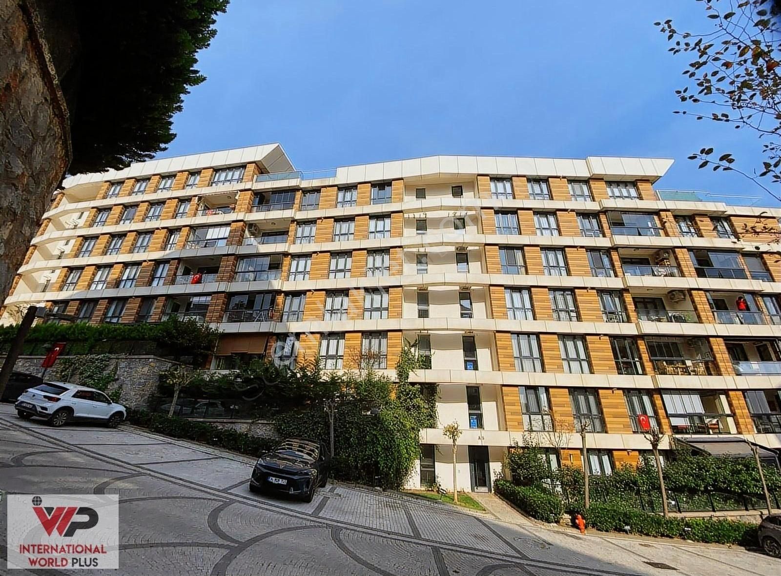 360 Kurtköy'de Peyzaj Ve Havuz Manzaralı 2,5+1 Satılık Daire - Görsel 4