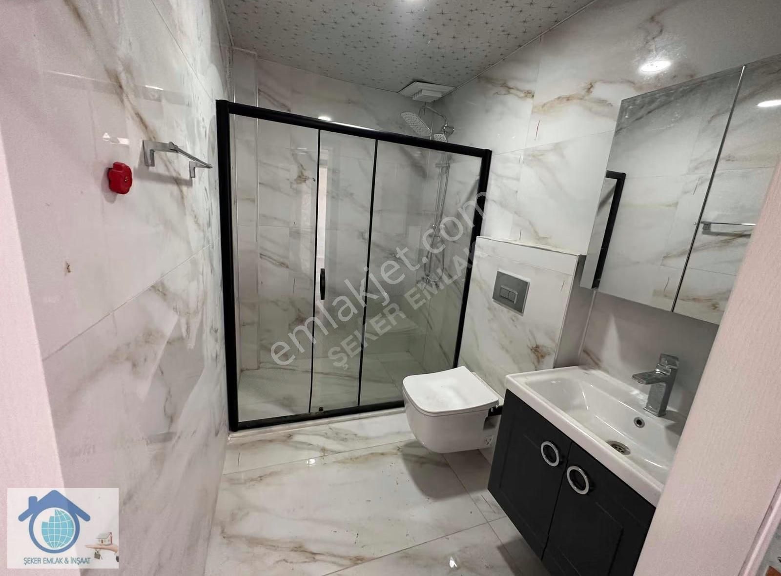 Sarılarda Havuzlu Asansörlü Araç Takasli 2+1 Daire Manzaralı - Görsel 15