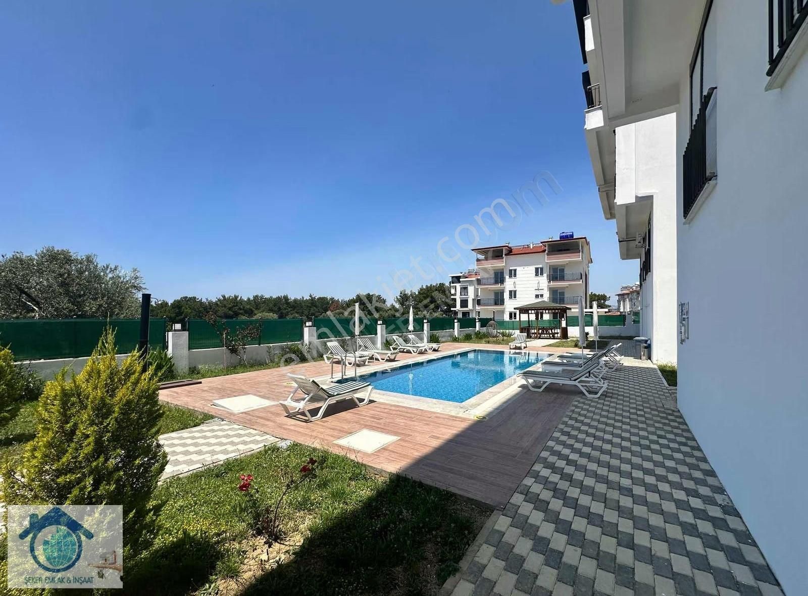 Sarılarda Havuzlu Asansörlü Araç Takasli 2+1 Daire Manzaralı - Görsel 21