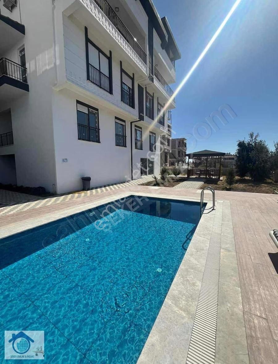 Sarılarda Havuzlu Asansörlü Araç Takasli 2+1 Daire Manzaralı - Görsel 24