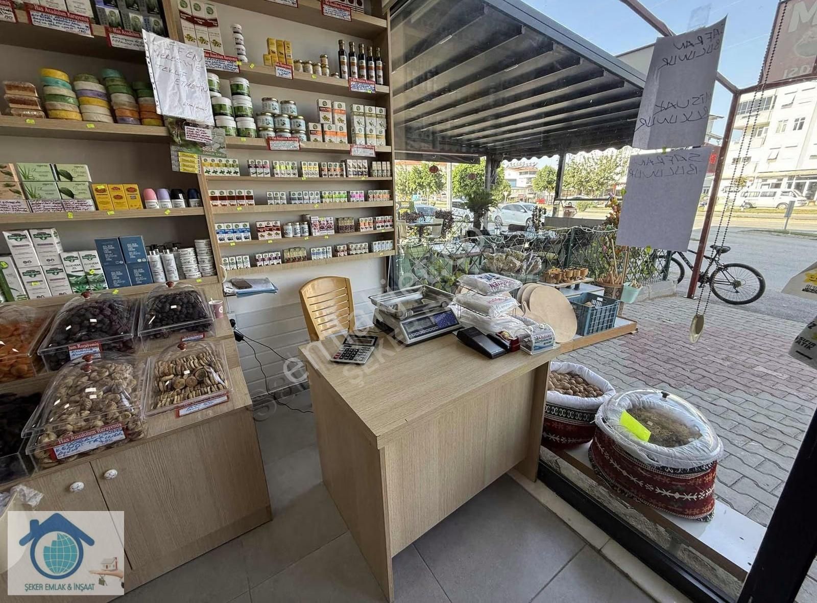 Manavgat Sarılarda Devren Satılık Faal Kuruyemiş Dükkanı - Görsel 9