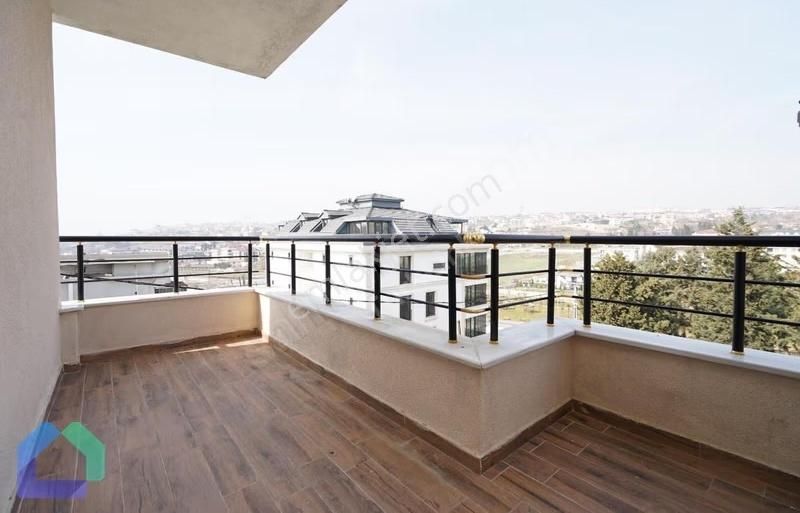 Yeşil Vadi Manzaralı 6 Katlı Özel Villa Denize 10 Dakika Mesafe - Görsel 29