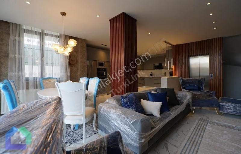 Beylikdüzünde Kiralık 6+0 Müstakil Villa - Görsel 21