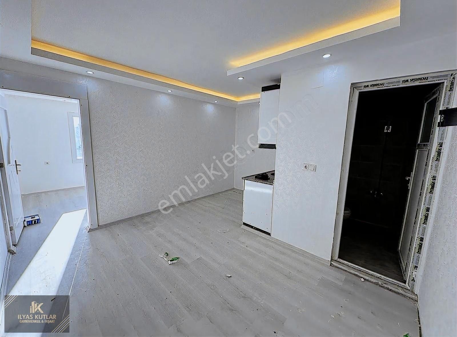 İlyas Kutlar Gyo Binevler Balık Pazarı Cvr Satılık 1+1 Daire - Görsel 8