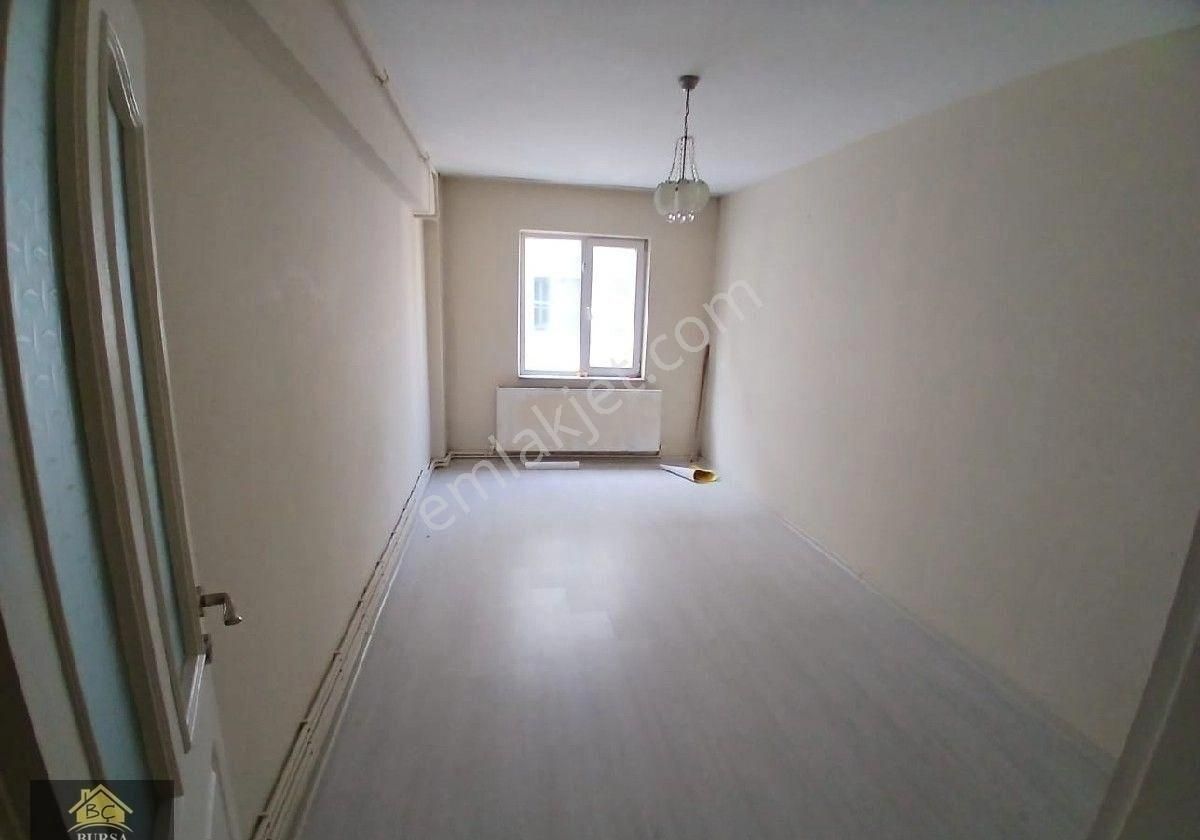 Bursa Yıldırım Hacıseyfettin Mah.de Arakat Kombi,li 2+1 Daire - Görsel 10