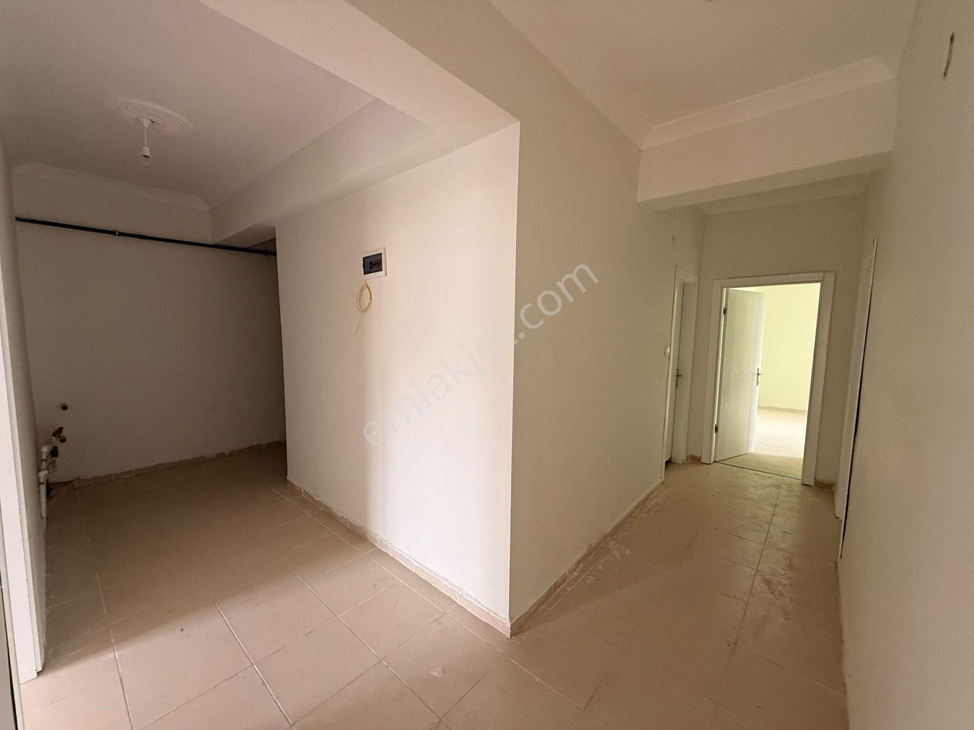 Barak Emlak'tan Hastane Arkası Satılık 3+1 Daireler - Görsel 9