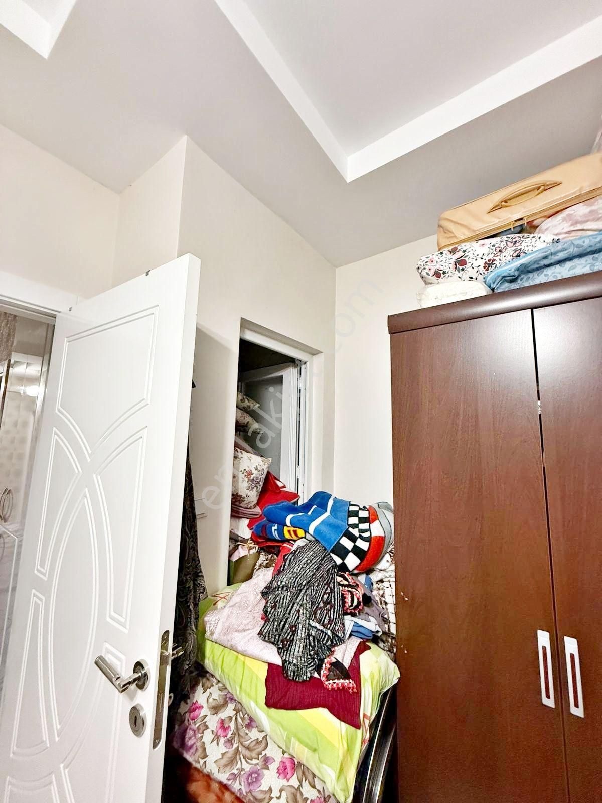 Alpaslan'da Geniş Oturumlu Ara Kat Çift Balkonlu Lüx 4+1 Daire - Görsel 17