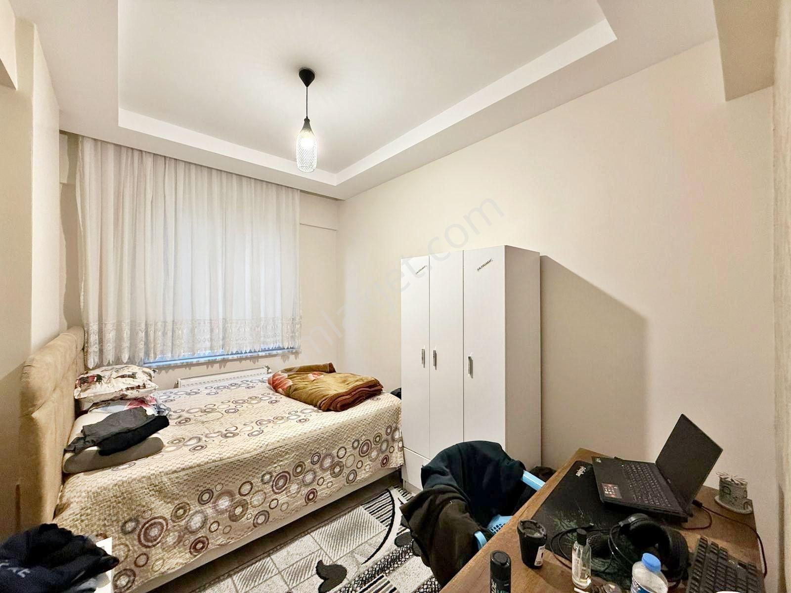 Alpaslan'da Geniş Oturumlu Ara Kat Çift Balkonlu Lüx 4+1 Daire - Görsel 10