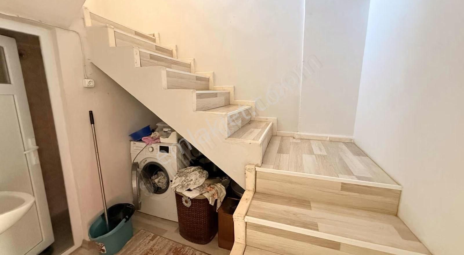 Adana Yumurtalıkta(ayvalık)satılık Eşyalı 3 Katlı Tripleks - Görsel 9