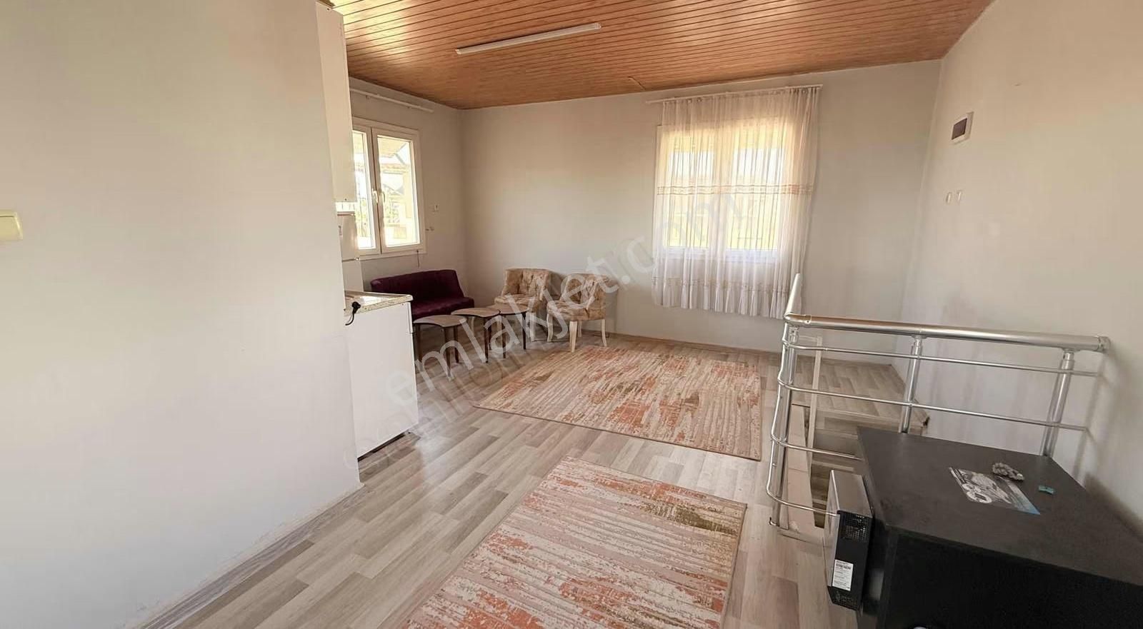 Adana Yumurtalıkta(ayvalık)satılık Eşyalı 3 Katlı Tripleks - Görsel 6