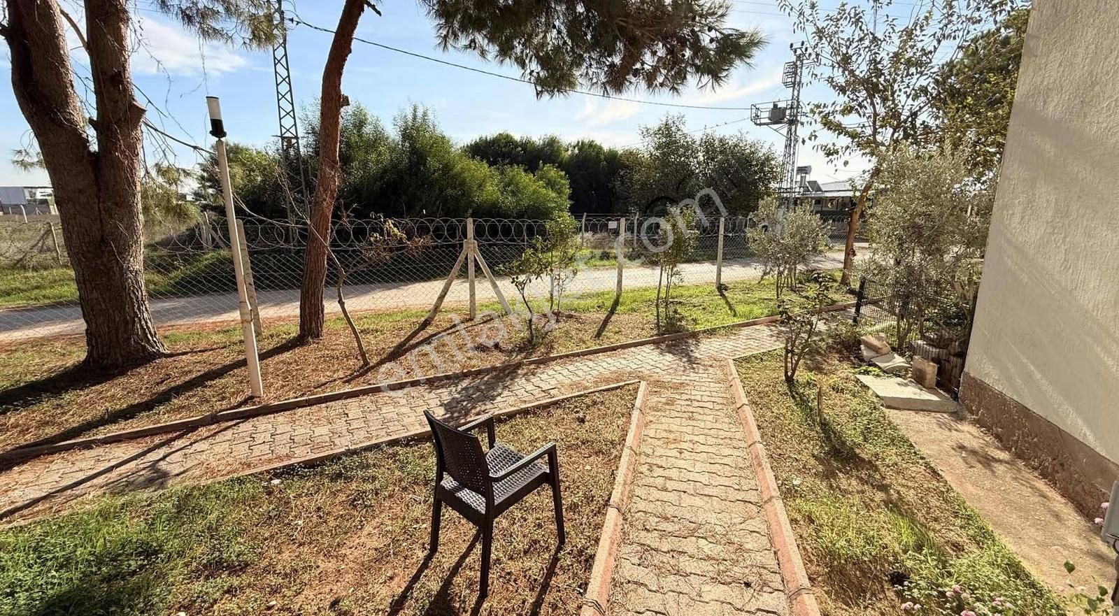 Adana Yumurtalıkta(ayvalık)satılık Eşyalı 3 Katlı Tripleks - Görsel 21