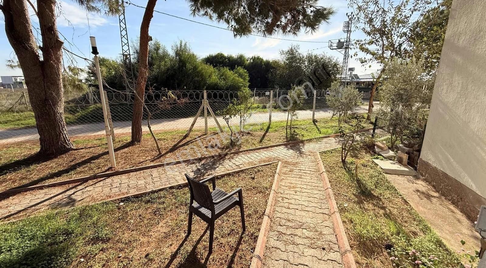 Adana Yumurtalıkta(ayvalık)satılık Eşyalı 3 Katlı Tripleks - Görsel 12