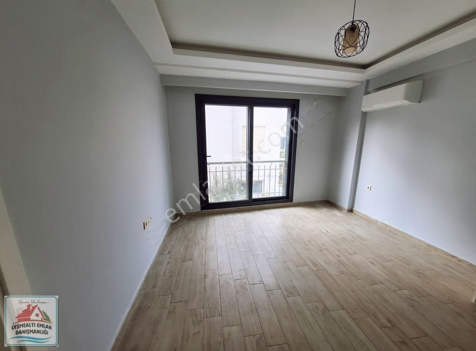 Urla Denizli Mah. Cadde Üstünde Yeni Bina 1+1 - Görsel 10