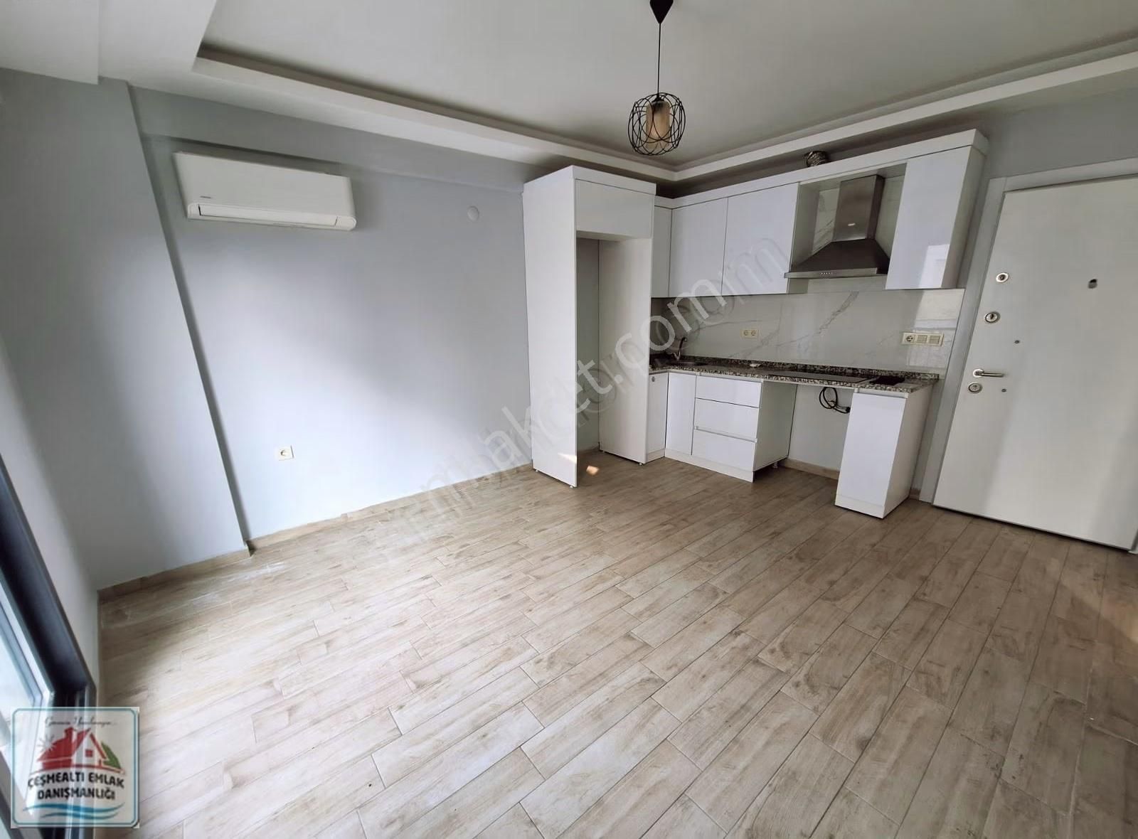 Urla Denizli Mah. Cadde Üstünde Yeni Bina 1+1 - Görsel 11