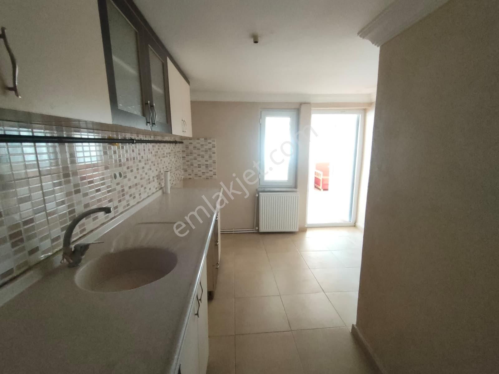 Cb King'den Hasan Basri Çantay Mahallesi Kiralık 2+1 Daire - Görsel 17