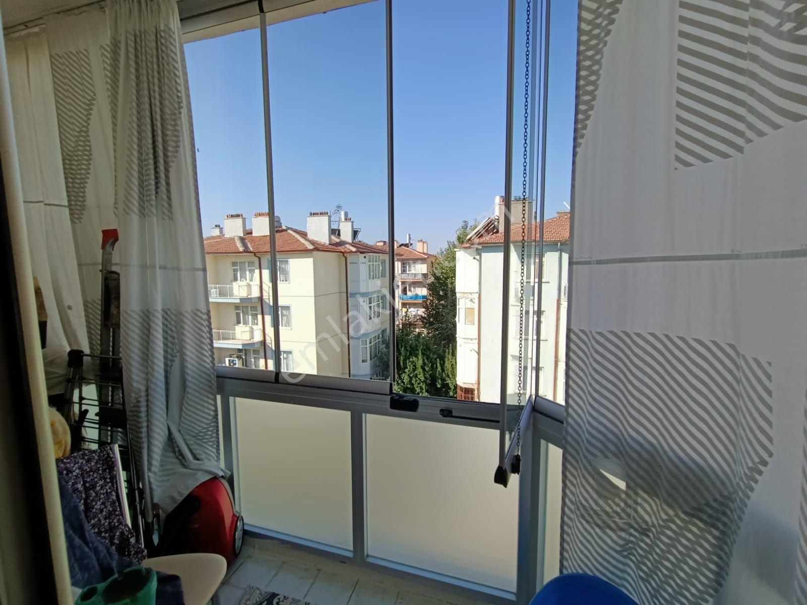 Selçuklu Kosova Mahallesin'de Alsata,yatırama,oturuma Uygun 3+1 Daire - Görsel 4