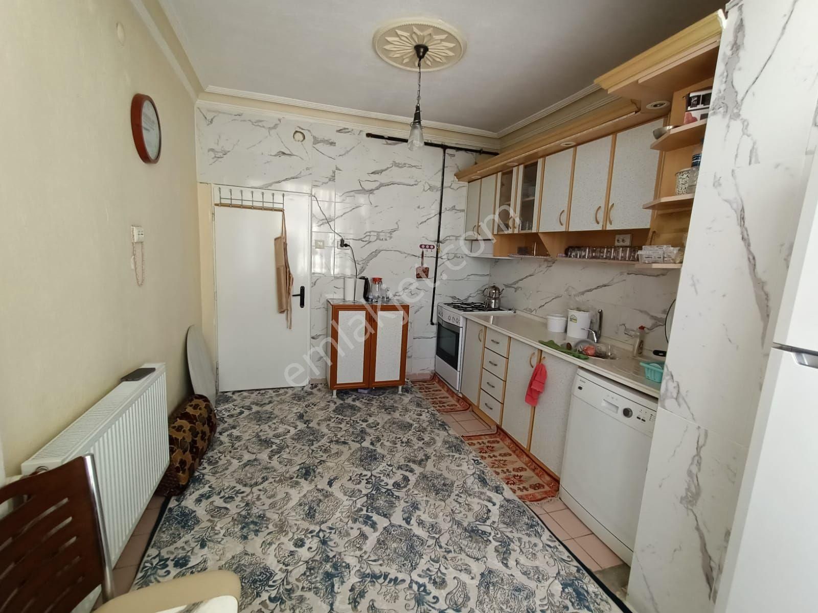 Selçuklu Kosova Mahallesin'de Alsata,yatırama,oturuma Uygun 3+1 Daire - Görsel 3