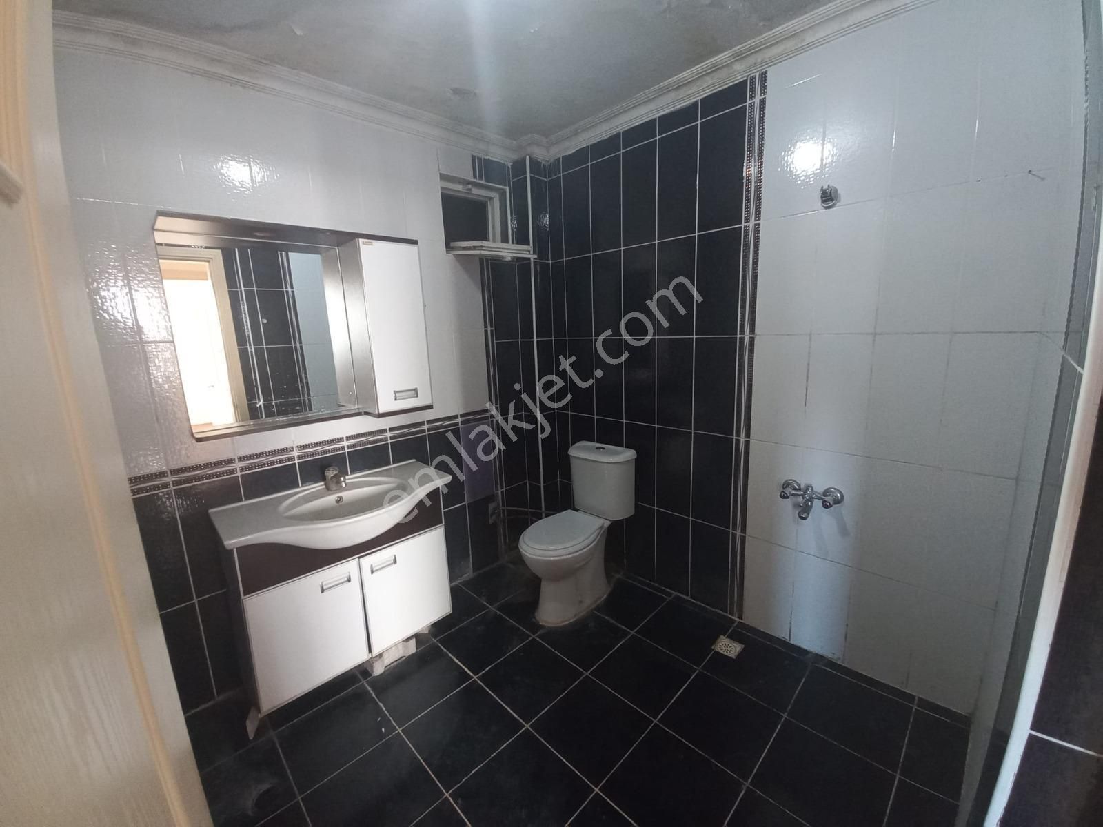 Köken Emlaktan Ankara Yolu Üzerinde Satılık Geniş 4+1 Daire - Görsel 10