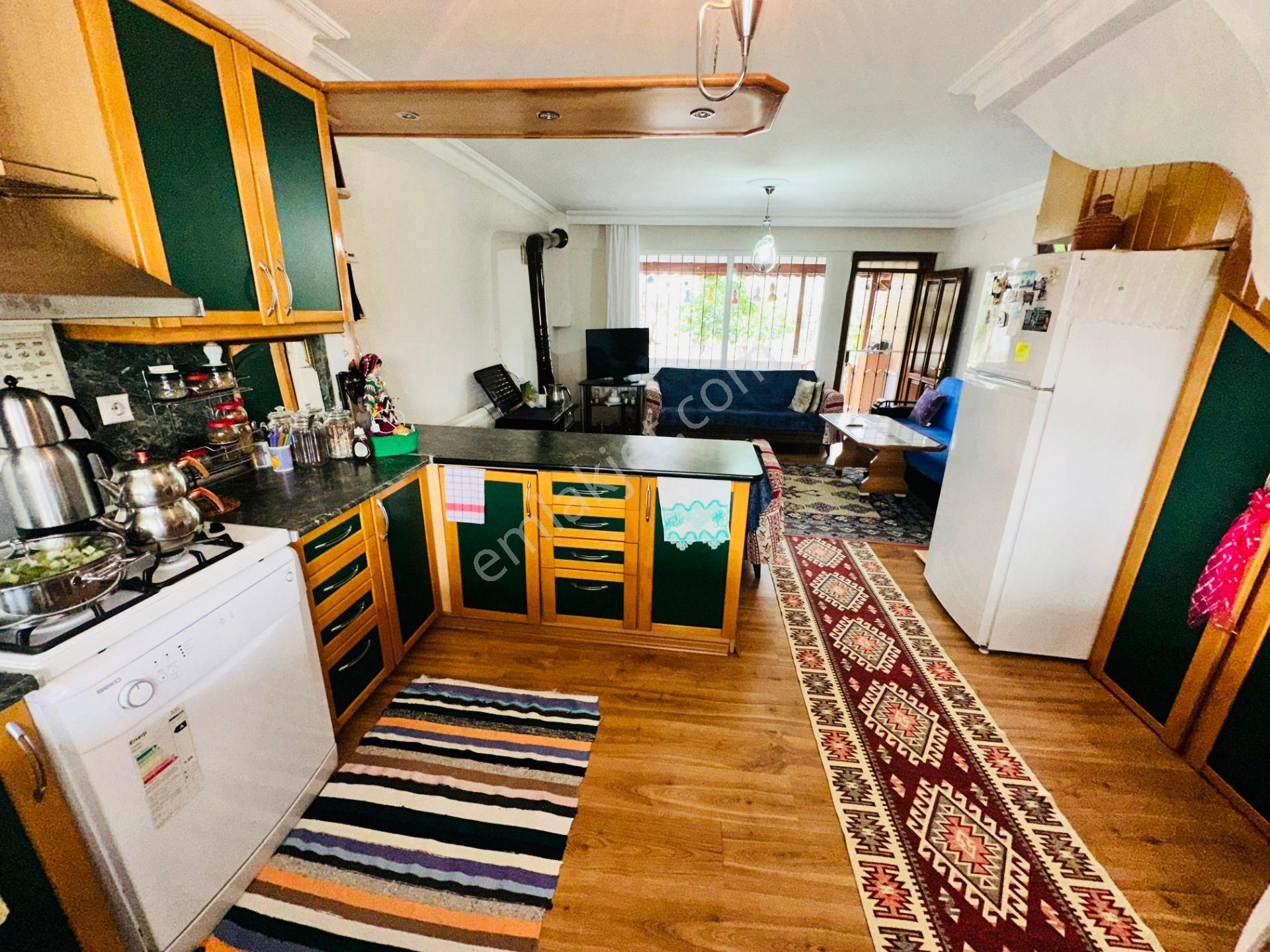 Güre De 3+1 Full Eşyalı Bahçeli Satılık Müstakil Ev - Görsel 32