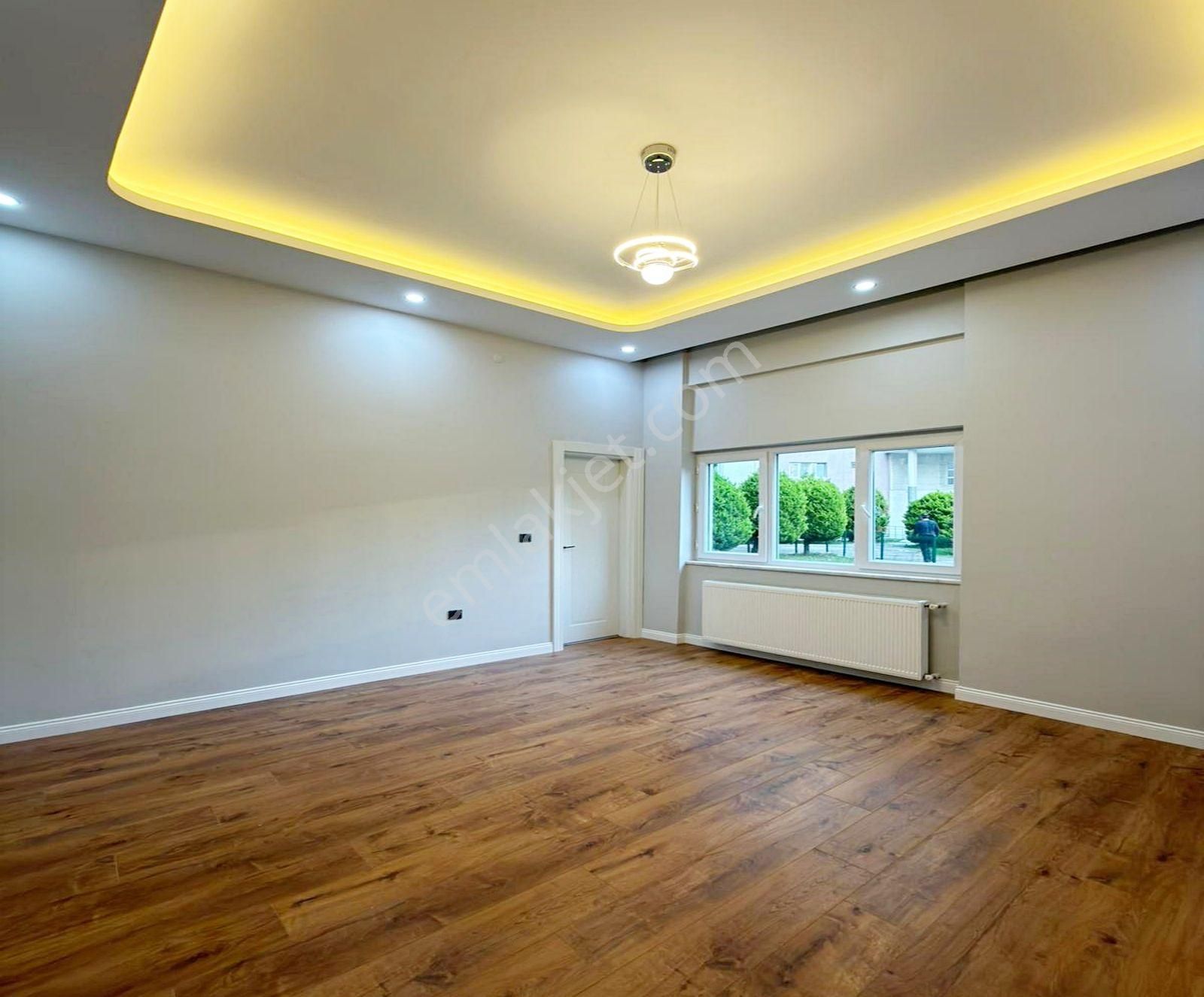 Beylikdüzü Beykent Metrobüse Yakın Geniş M2 Full Dekorlu Daire - Görsel 12