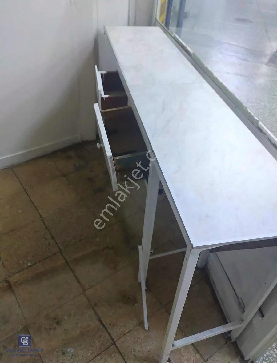 Cb Elitten Öztuğ Pasajında İzmir 1.caddesinde Satılık Dükkan - Görsel 4