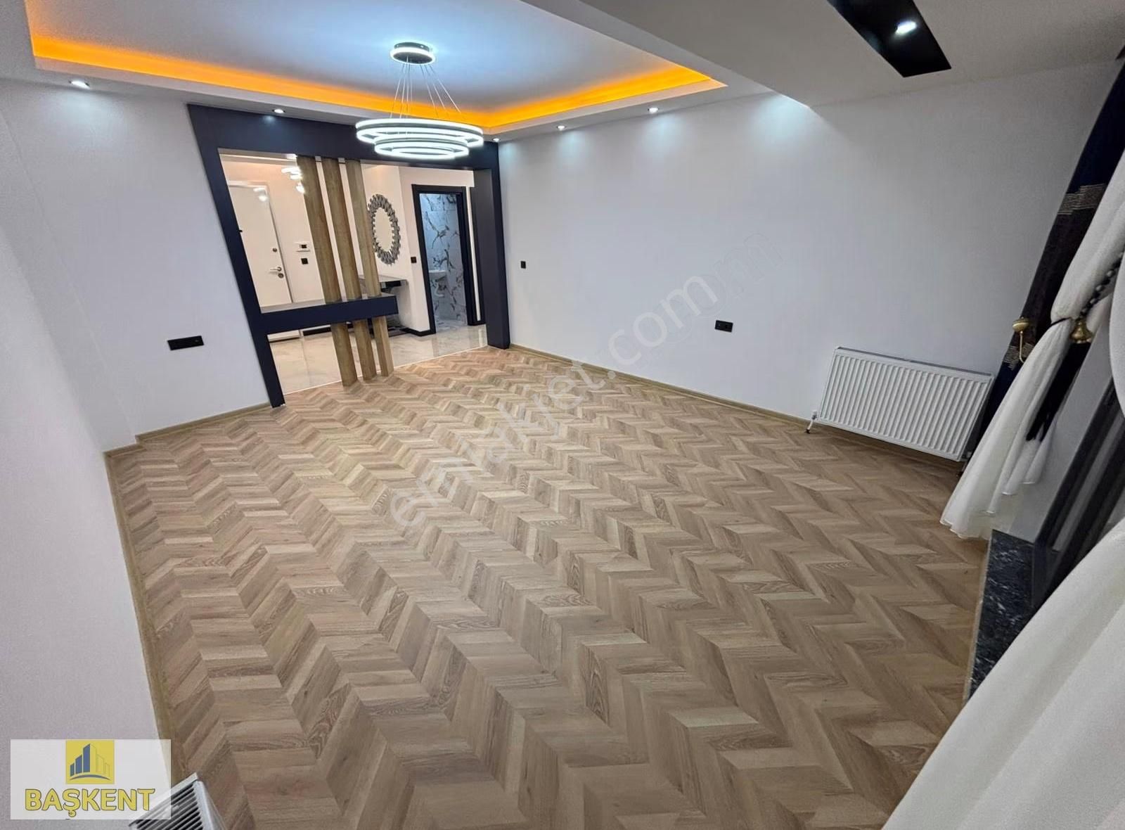 Başkent Gayrimenkulden Vestiyer Odalı Yenikentte Tek Ultra Lüks - Görsel 7