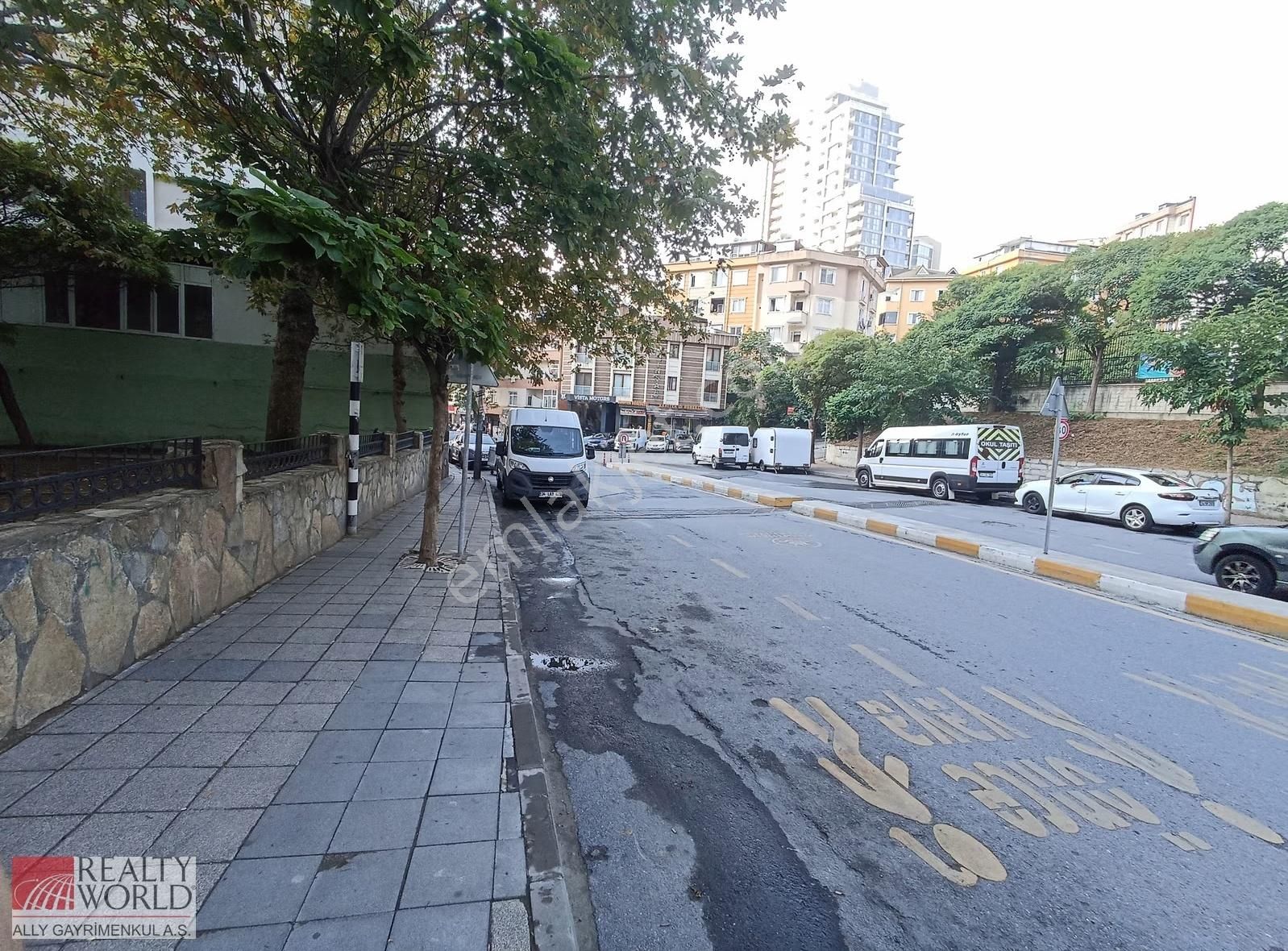 Cadde Ye Ve Metrolara Yürüme Mesafesinde 2+1 Satılık Daire... - Görsel 5