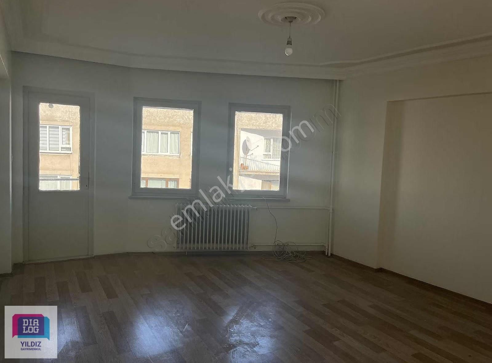 Dialog Yıldız'dan/şehir Merkezin'de Çok Temiz Kiralık Daire - Görsel 2