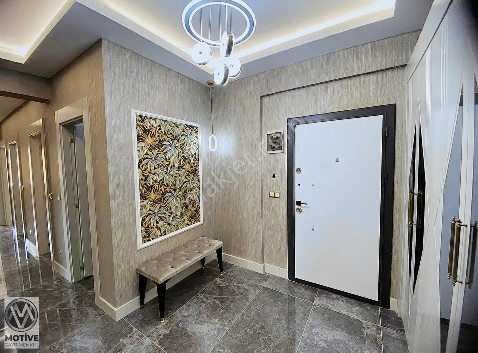 Beştepe'nin En Prestij'li Sitesinde Satılık 3.5+1 Daire - Görsel 2