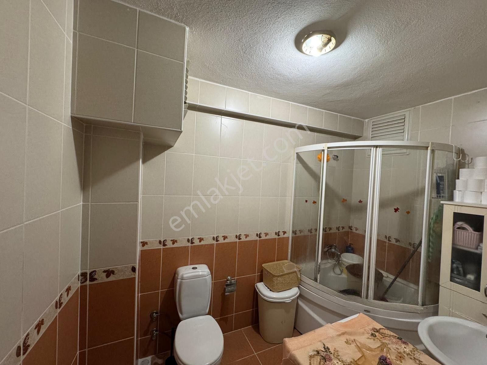 Çekmeköy Şahinbey Caddede 206 M2 Asansörlü İster Daire İster Ofis - Görsel 14