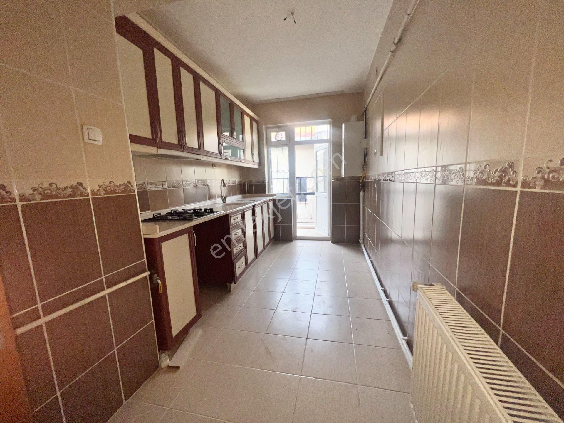 Cihandan Fırsatt Suadiye Cadde Yakını Arakatta Masrafsız 3+1 - Görsel 3