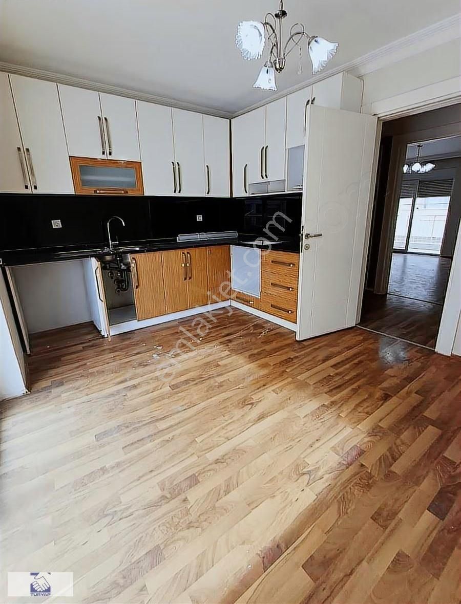 Hastane Caddesi Merkezı Konum Da Irmak Manzaralı Kiralık Daire - Görsel 4