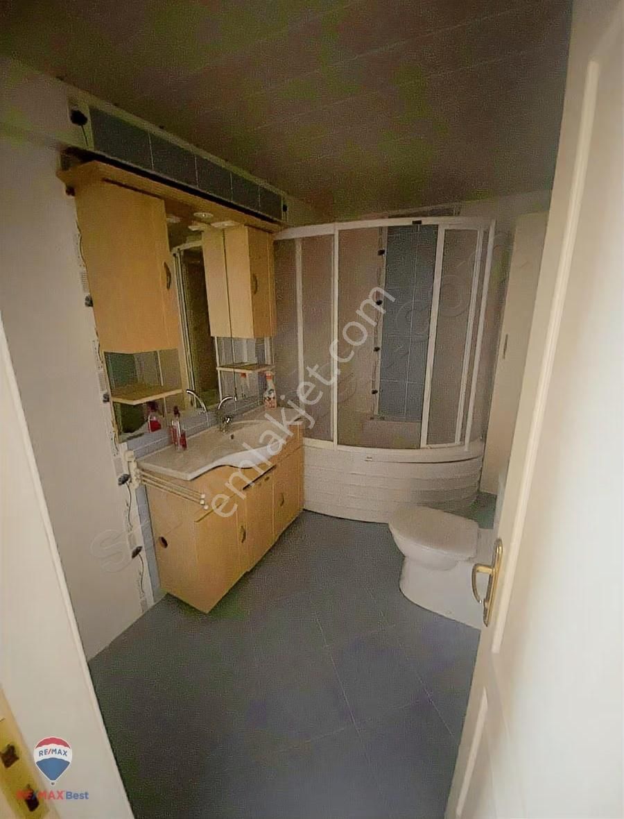 23 Tuğyan Can Koç Tan Bayraklı 75.yıl Mh 3+1 Kıralık Daıre - Görsel 5