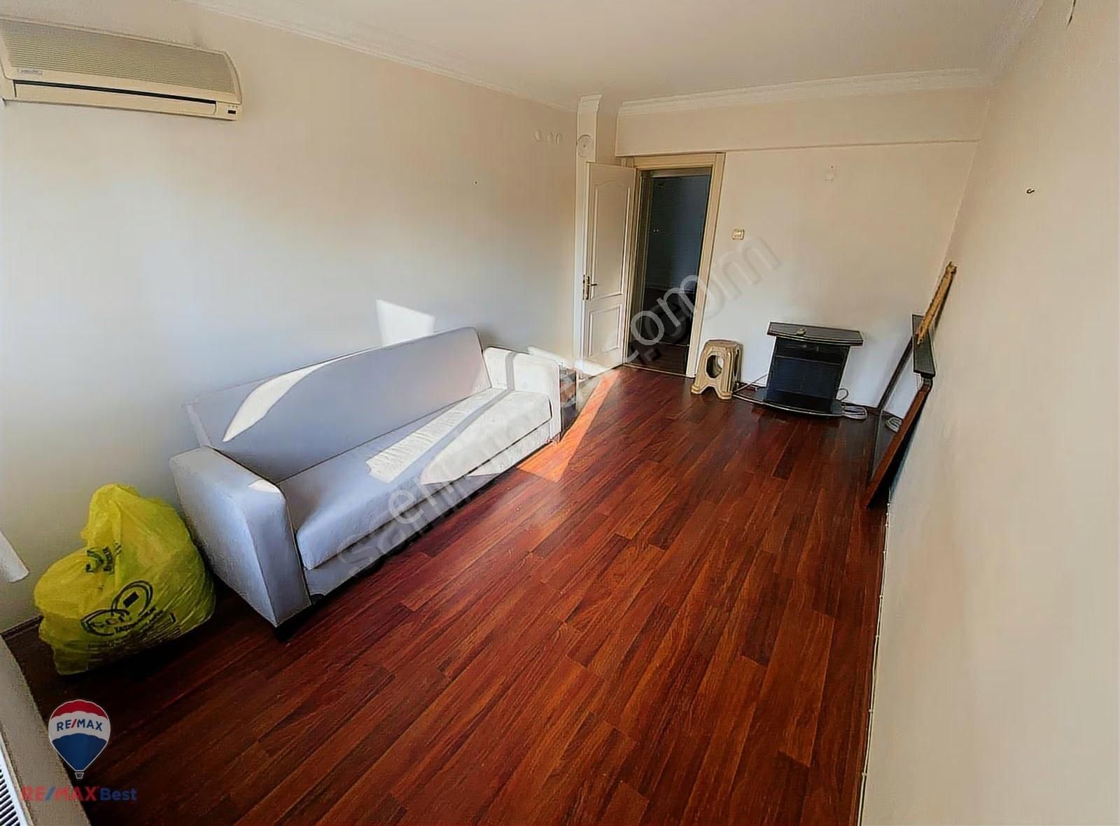 23 Tuğyan Can Koç Tan Bayraklı 75.yıl Mh 3+1 Kıralık Daıre - Görsel 9