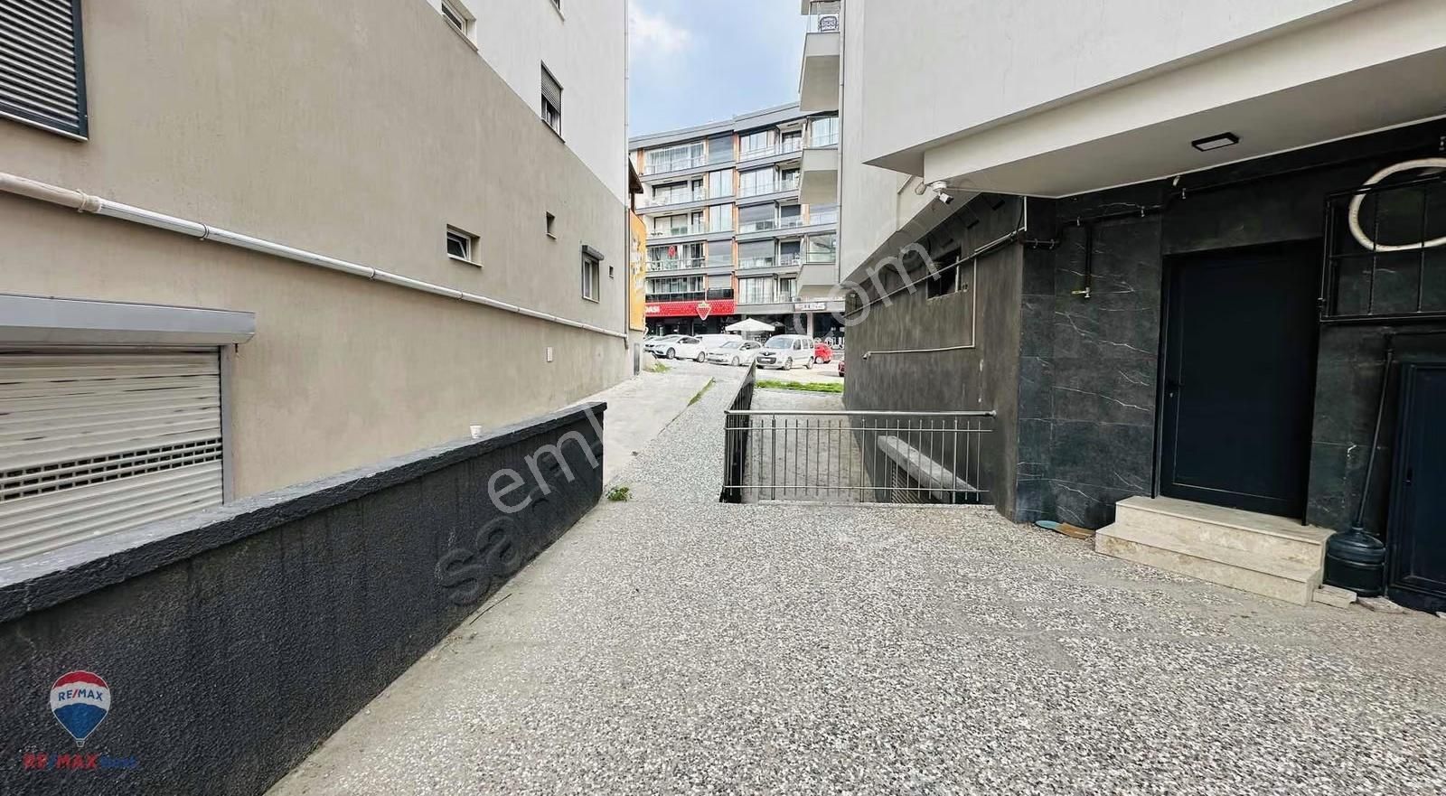 88 Erzene Mah Asansörlü Ebeveyn Banyo Kapalı Otoparklı 2+1 Daıre - Görsel 35