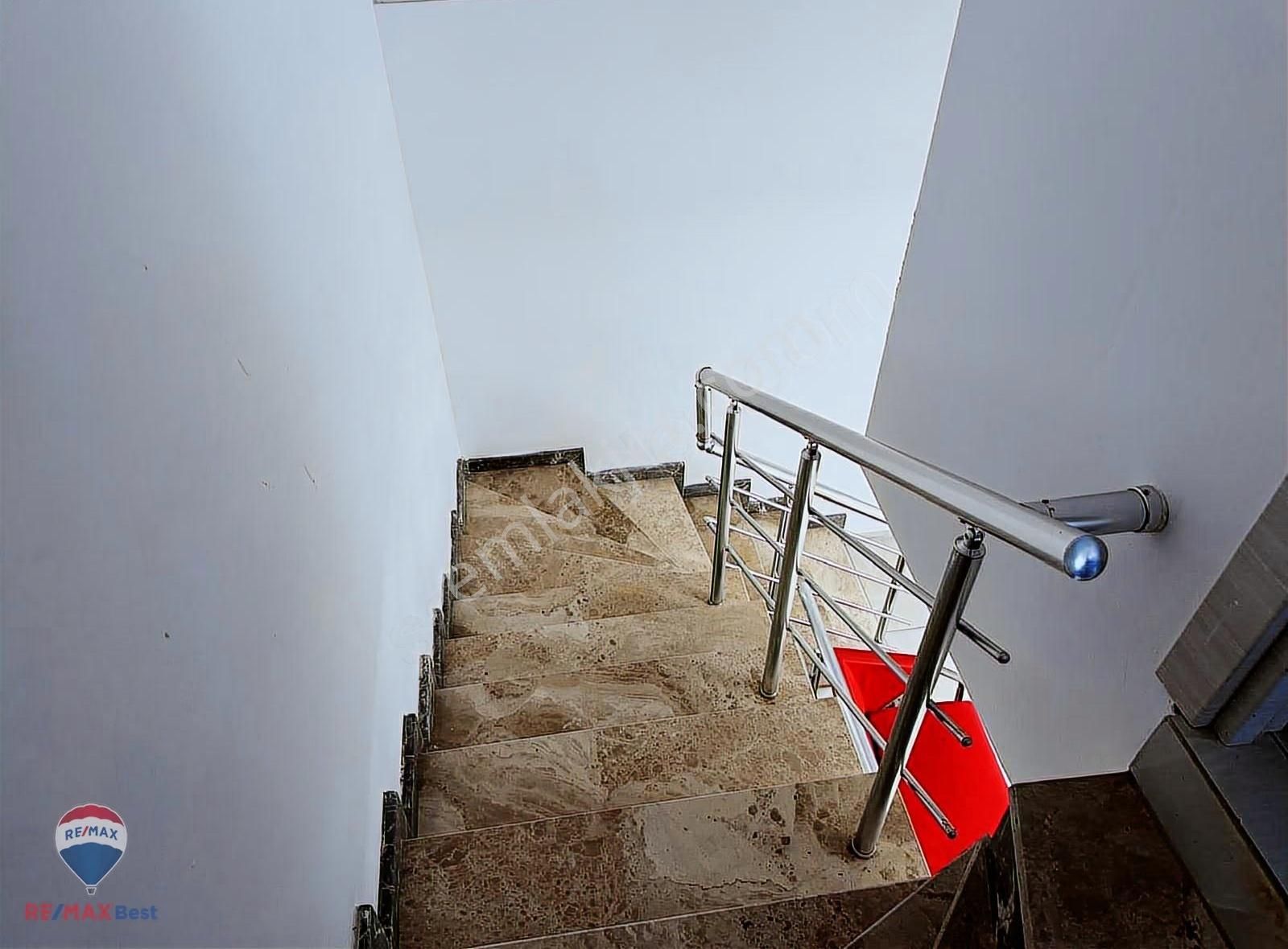 4 Güzelbahçe Yelki Stratejik Konum Satılık 3 Katlı 542 M2 İşyeri - Görsel 11