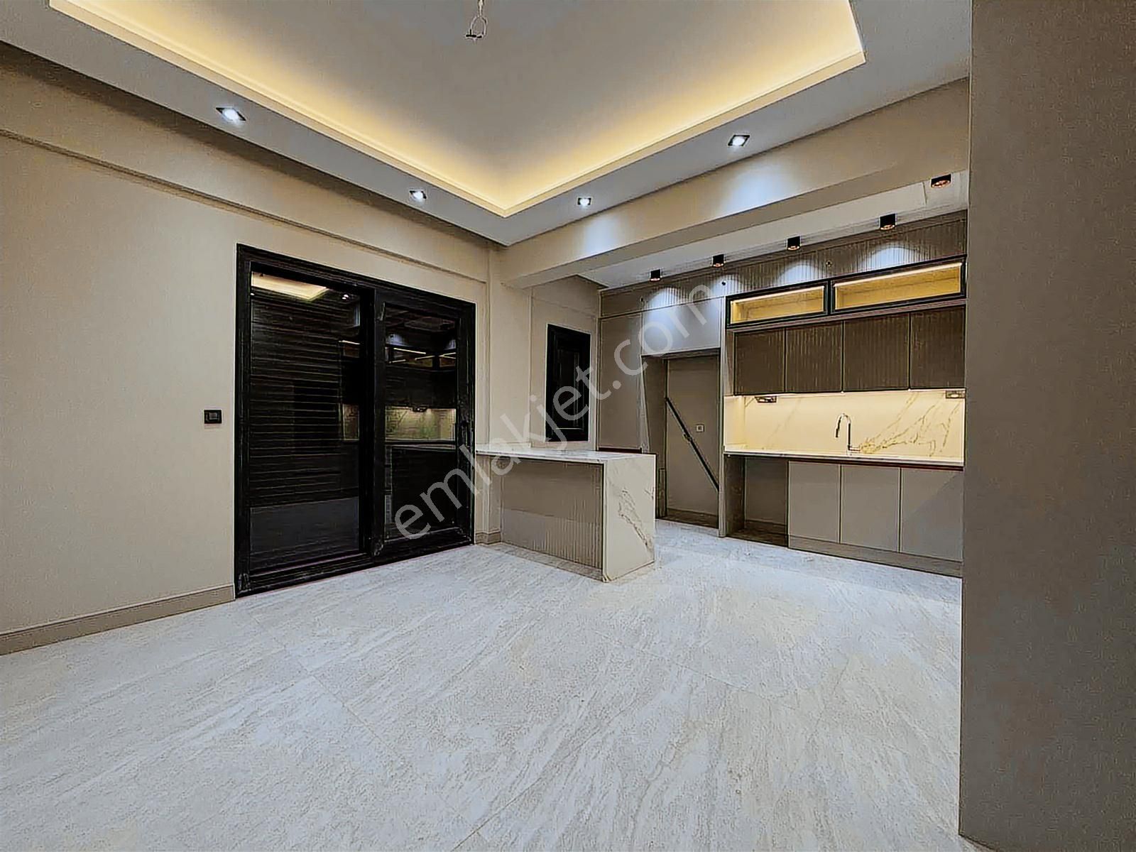 Demirlerden Yenişafakta Giyinme Odalı Ebeveyn Banyolu Lüks 3,5+1 - Görsel 5