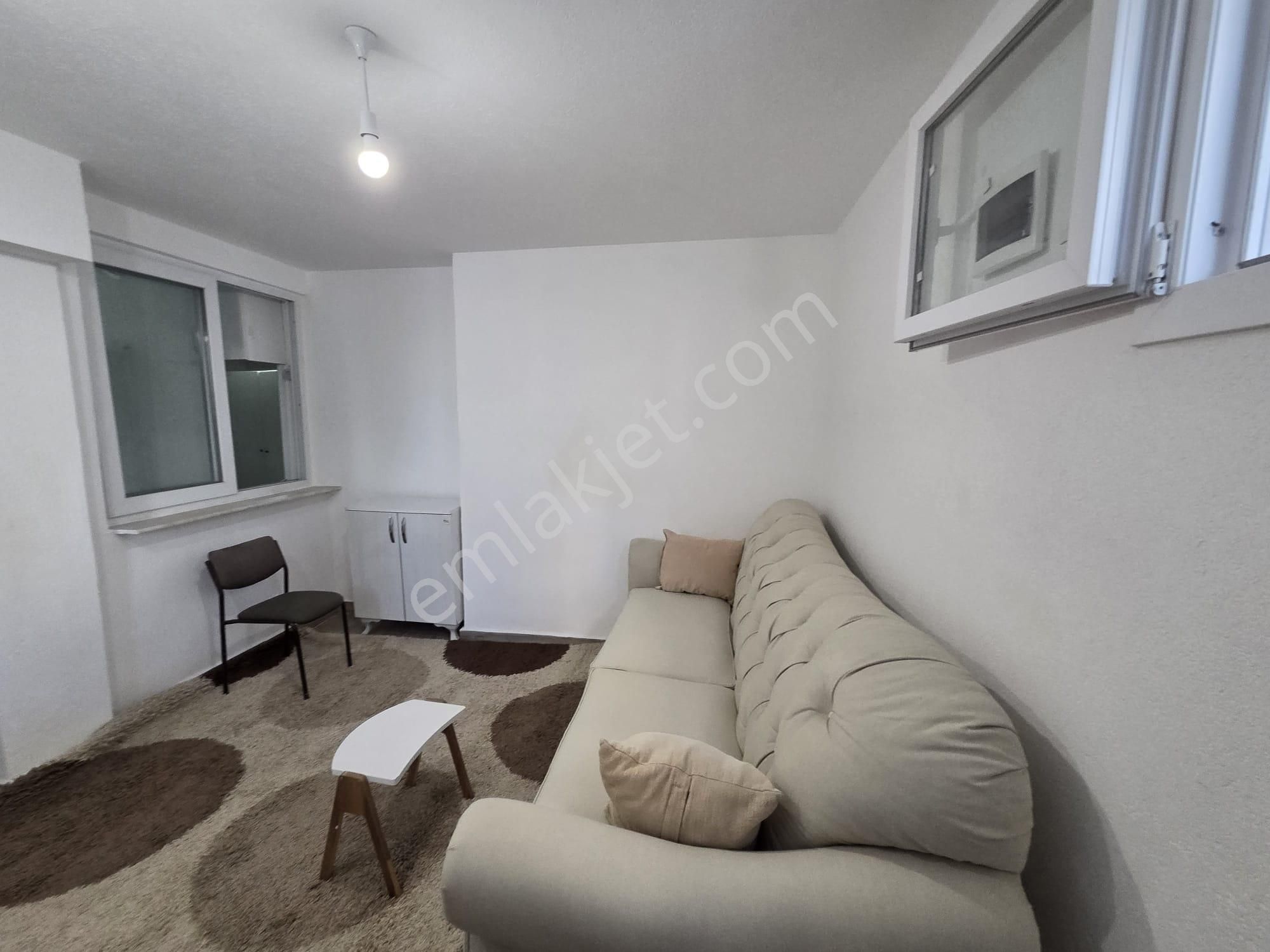 Bodrum Cevatşakir Mah. Yeni Daire, Yıllık Kiralık 1+1 Eşyalı - Görsel 3