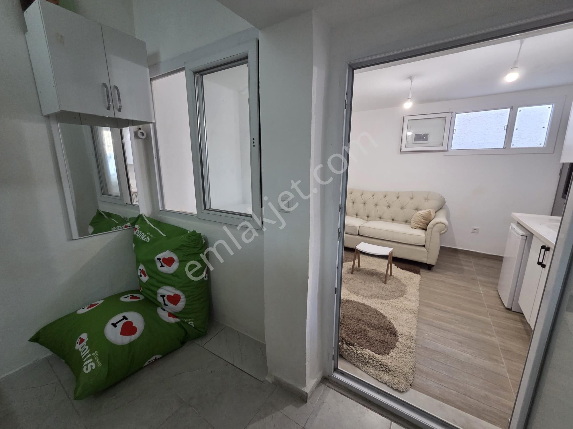 Bodrum Cevatşakir Mah. Yeni Daire, Yıllık Kiralık 1+1 Eşyalı - Görsel 15